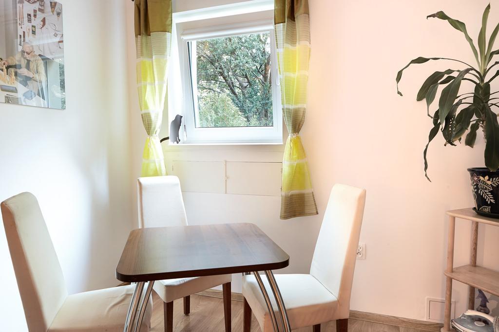 Lovely Garden Flat Near Royal Park Apartment *
